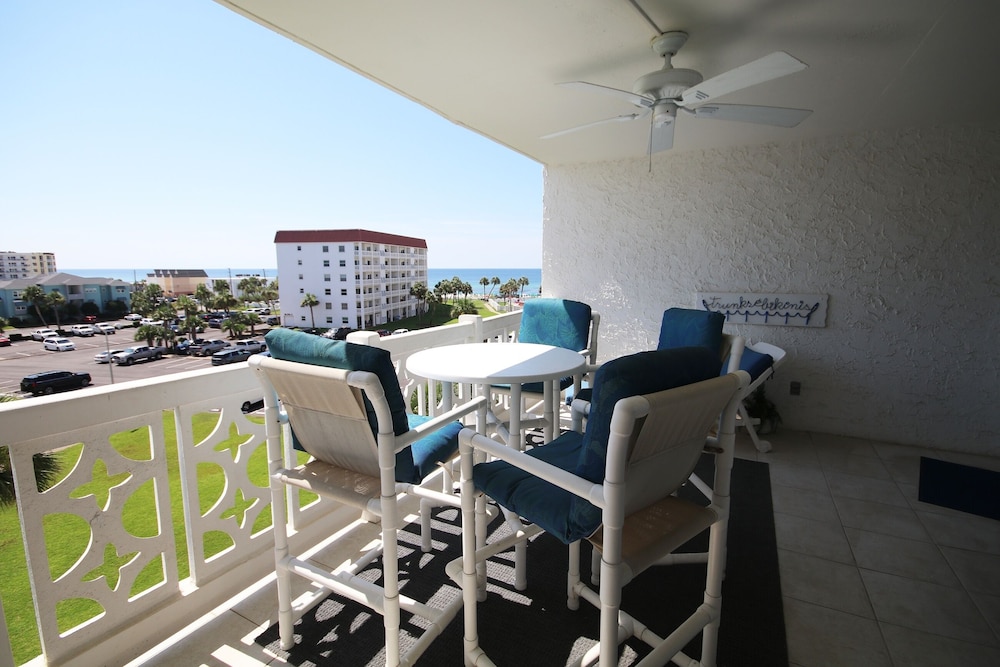 255 El Matador 1 Bedroom Condo