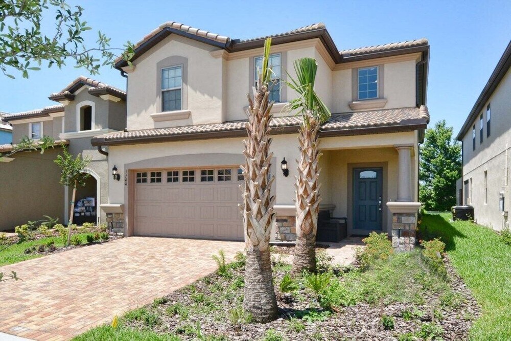 House W/pool And Spa In Windsor At Westside-3720ww 6 Bedroom Home by RedAwning - Image 1