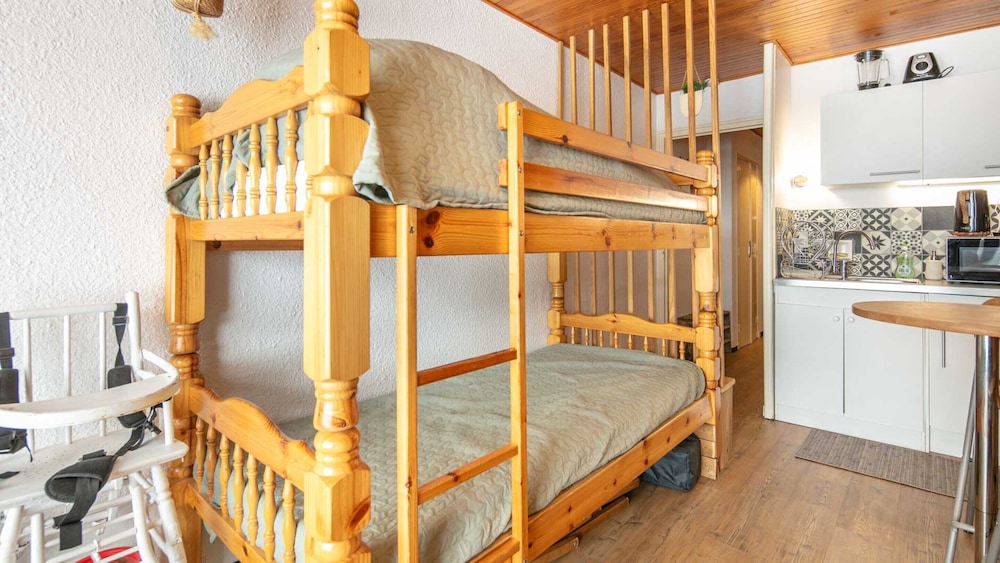 Peaceful Stay With Mountain View