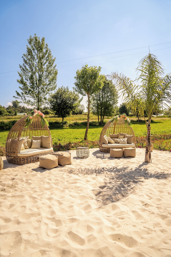 Bruval Eco Retreat & Eco Village