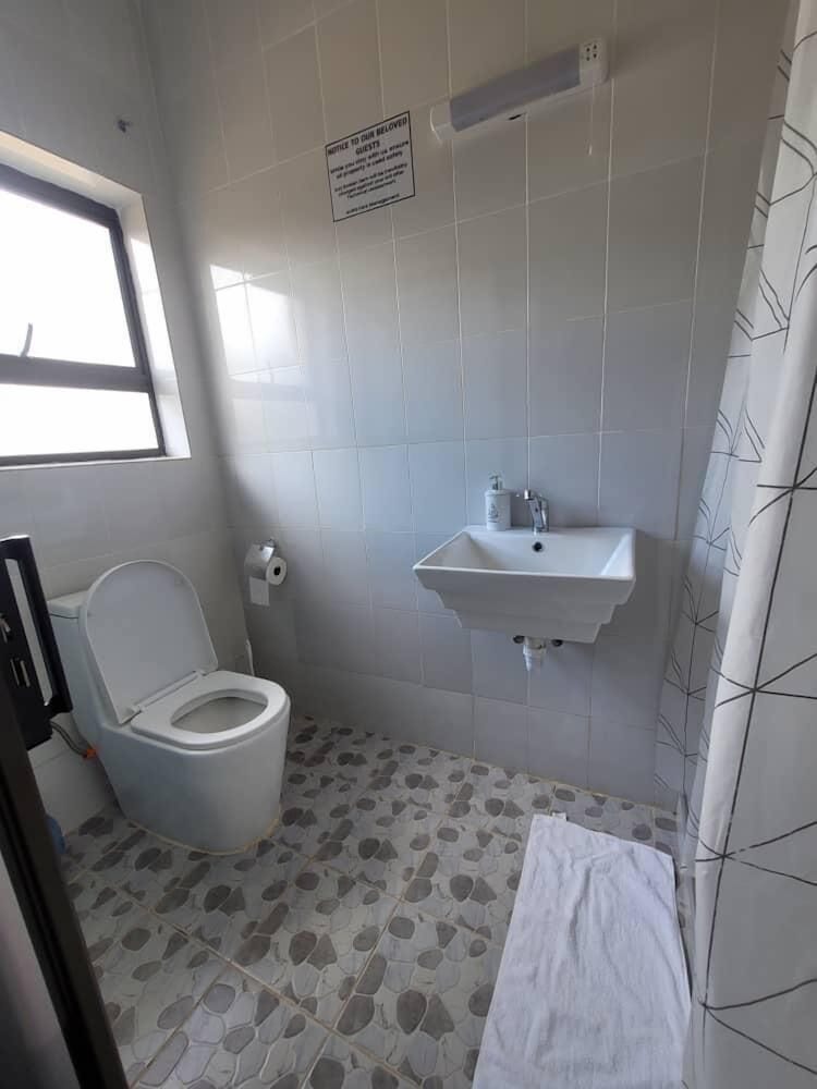 eCRG PARK GUESTHOUSE