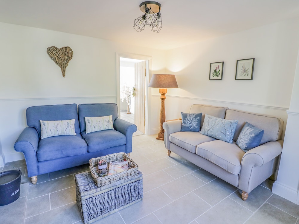 Blossom Cottage