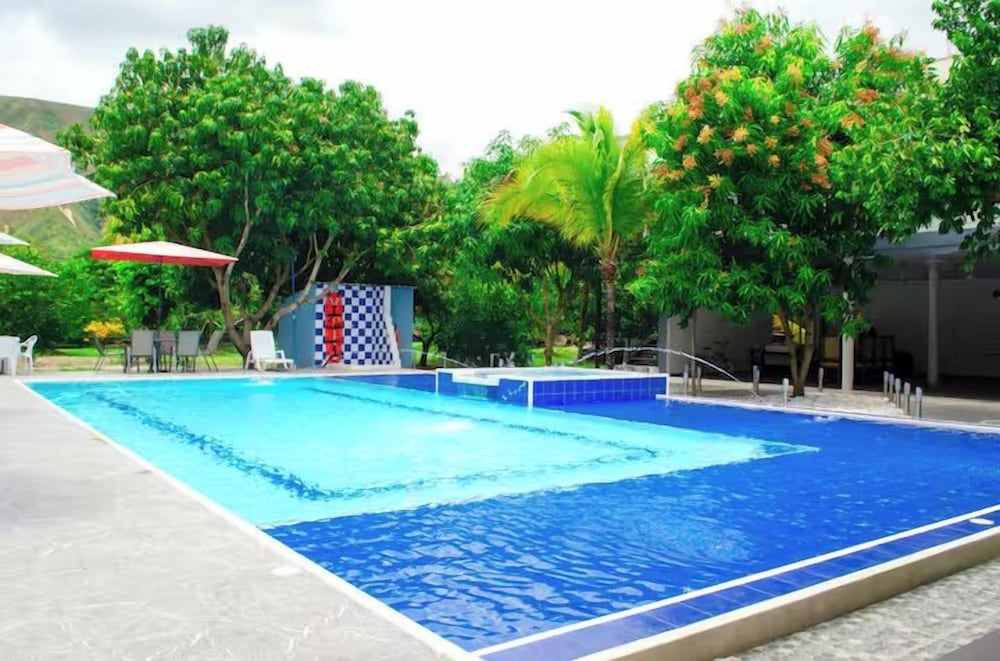 Finca club las palmas en Girardot