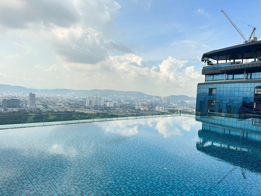 The Manor KLCC Luxury Asia