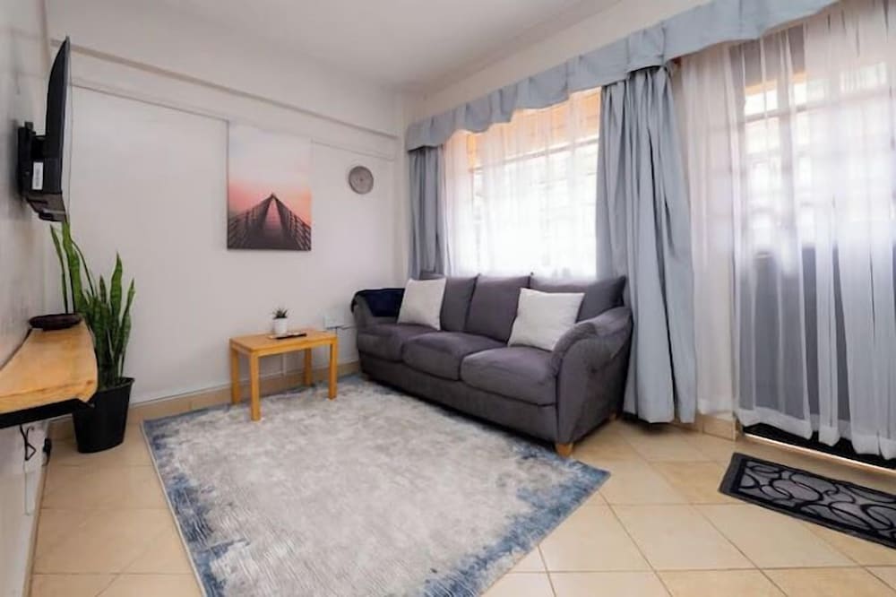 Lux Suites Bida Furnished Apartments