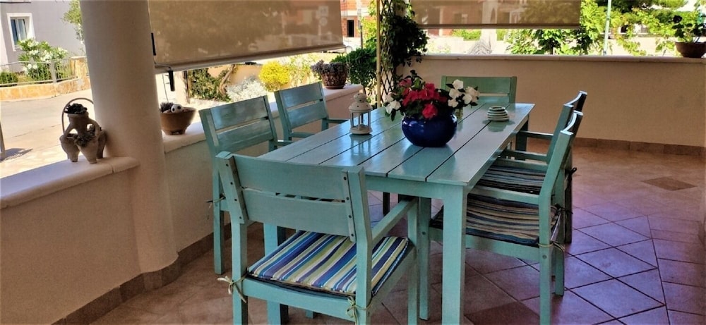 Depa - Garden and Barbecue - A3 view 2