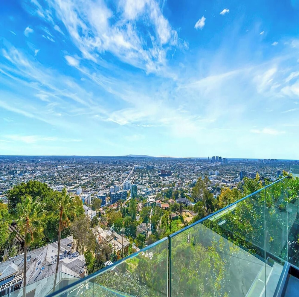 Skyview Estate - Stylish Hollywood Hideaway With Sweeping City Views