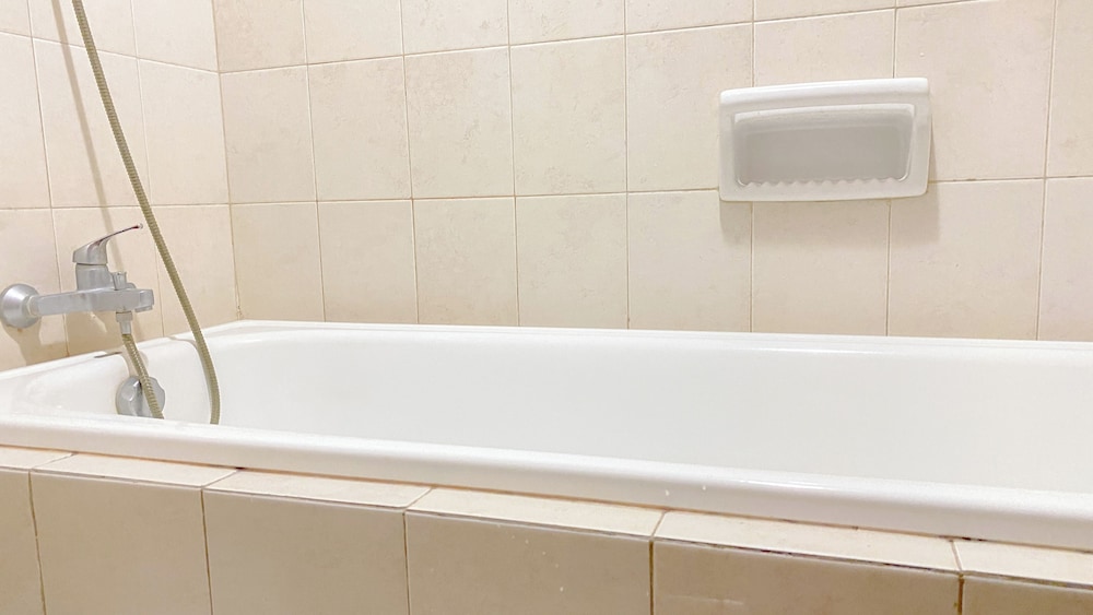Spacious And Good 3Br At Thamrin Residence Apartment