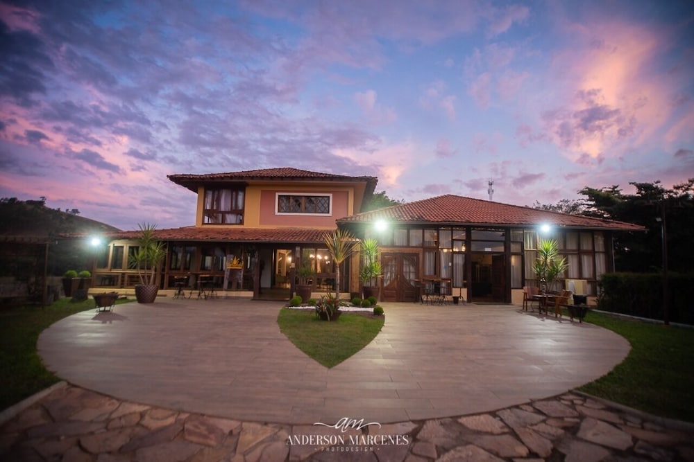 Hotel Pousada Lagos de Minas - Image 1