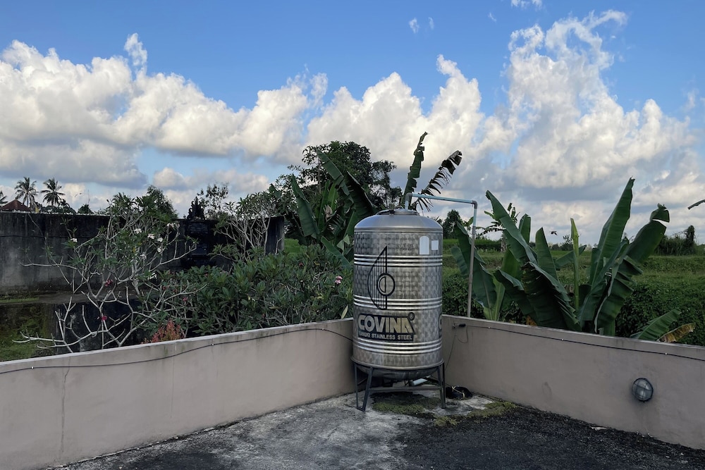 Mongan Homestay Beside The Belulang Hot Spring