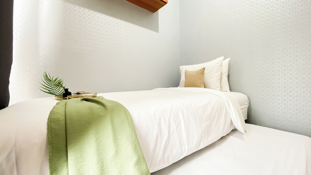 Scenic 2Br Apartment At M-Town Residence