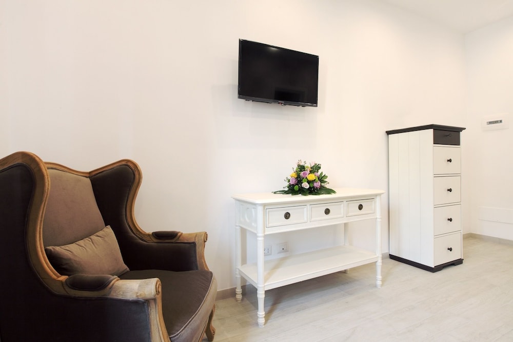 Mirko Luxury Inn