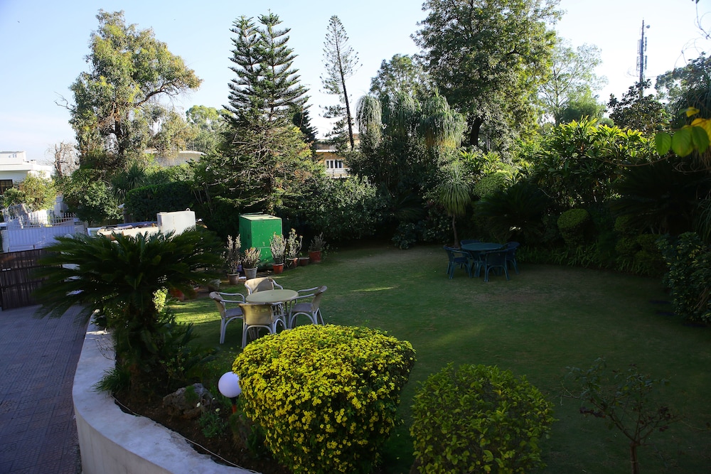 Magnolia Guest House