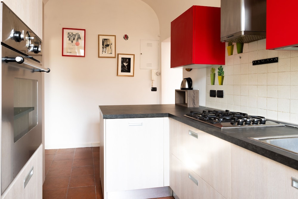 Casa Fiamma in Rome With 1 Bedrooms and 1 Bathrooms
