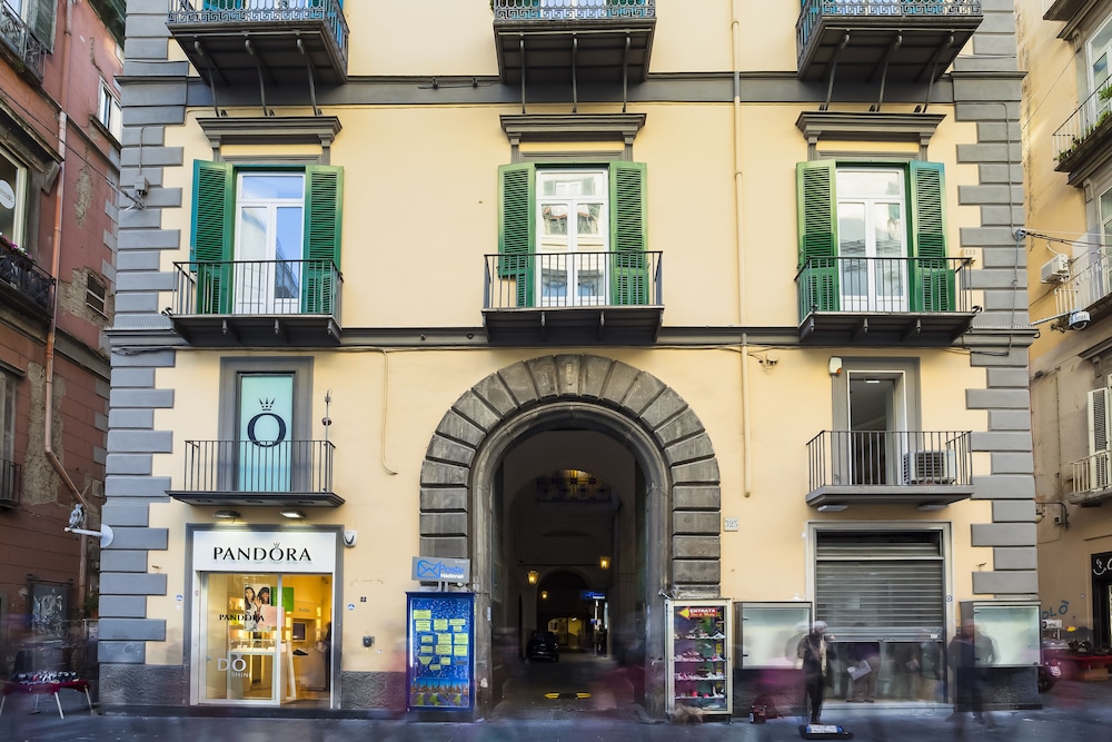 Don Pedro Rooms Vicerè di Toledo in the city center