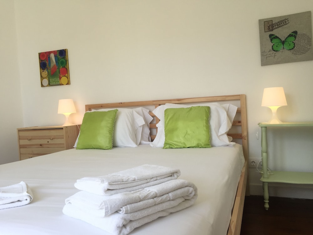 Alfama Tailor Made Green House With a View view 3