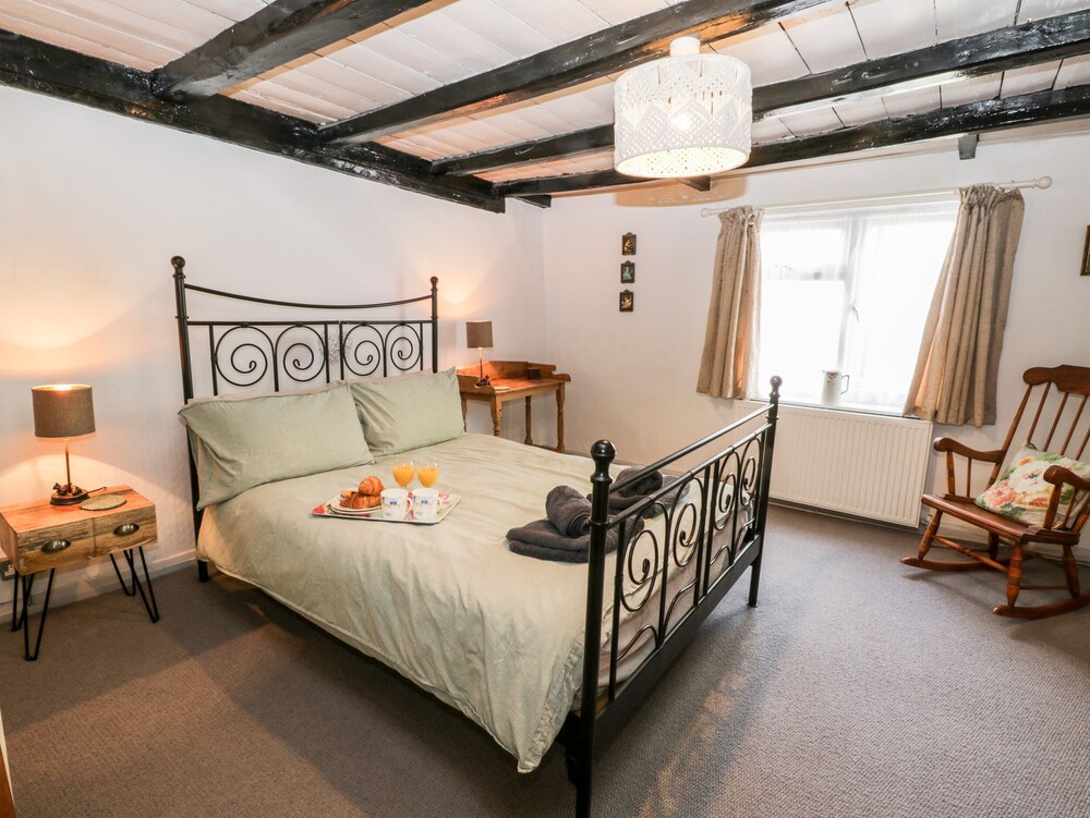 Inglenook Cottage view 4