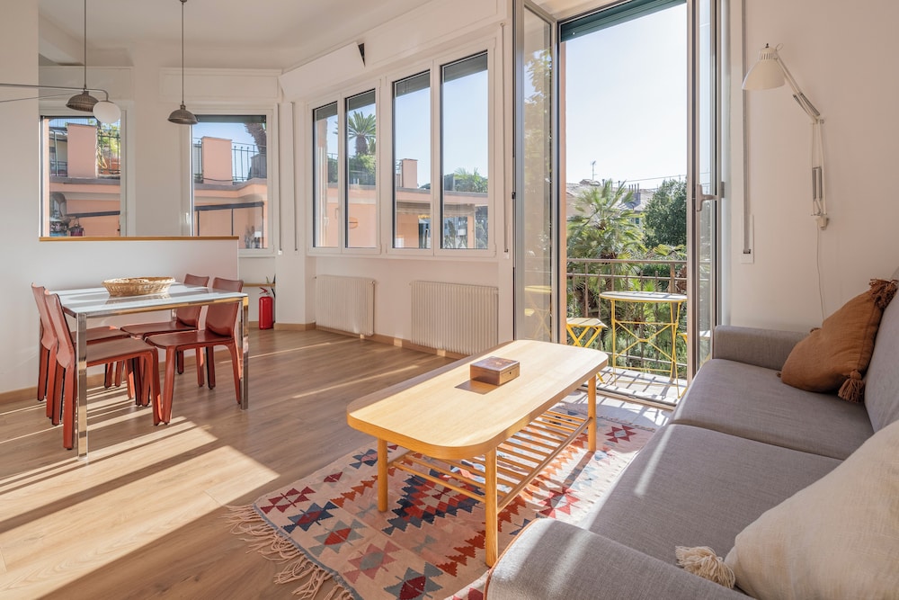Green Home Seaside Parking Wifi Ac Genova