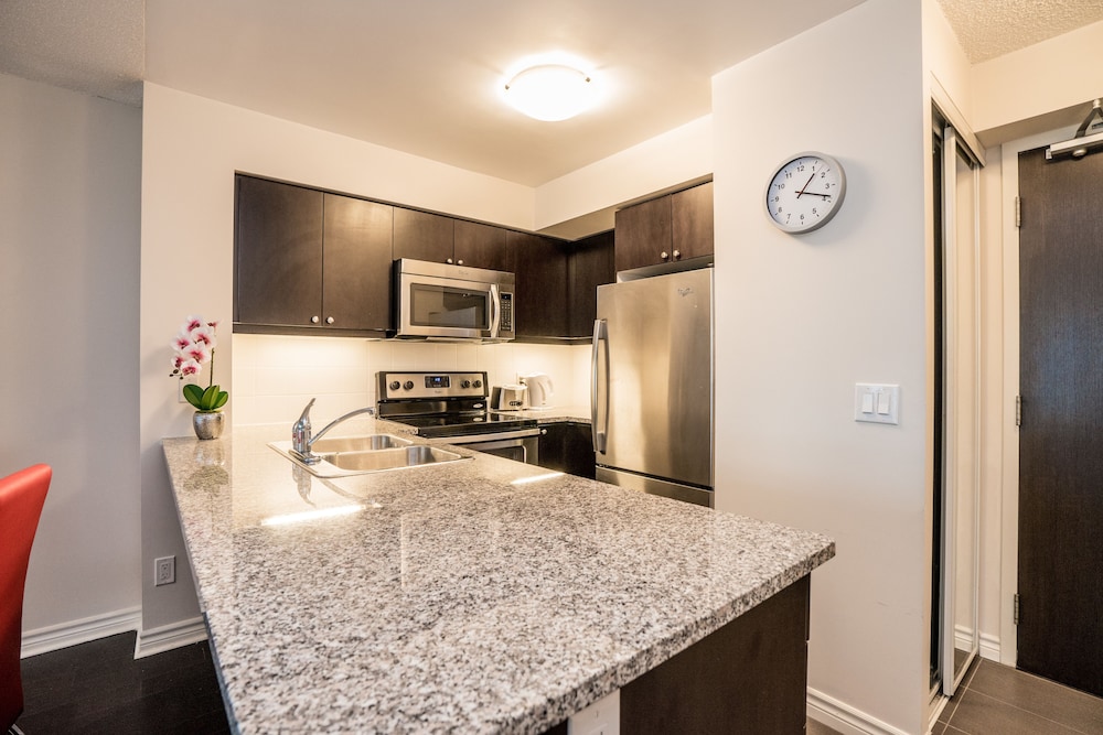 Aaira Suites 2 Bedrooms at Grand Trunk photo 5