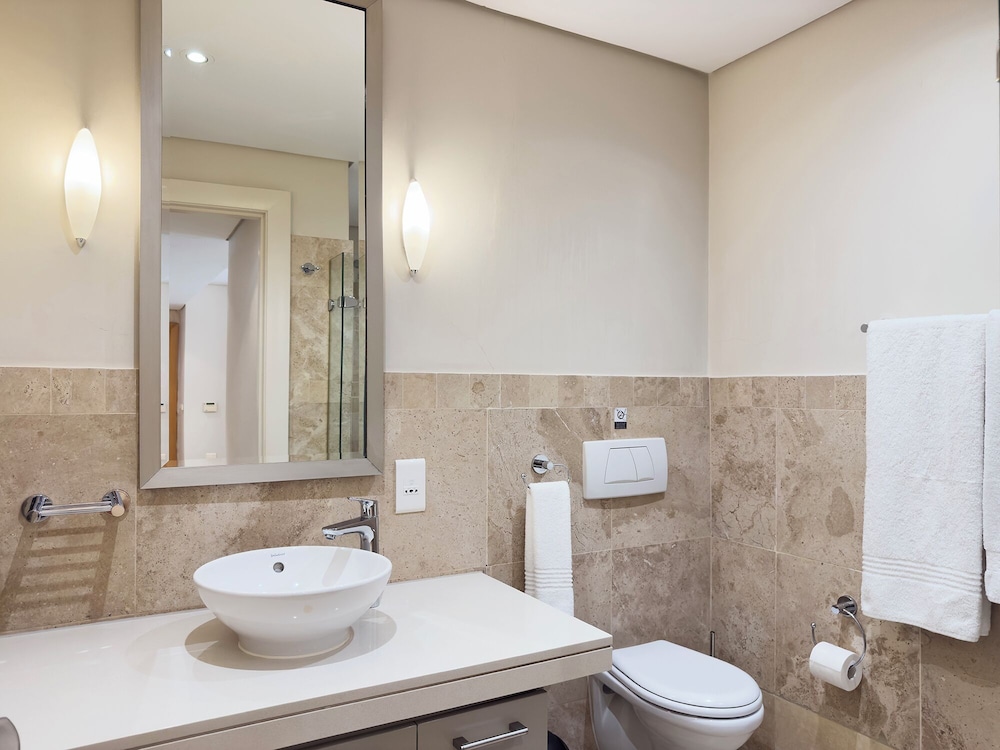 The Marina V&A Waterfront by Smart City Stays
