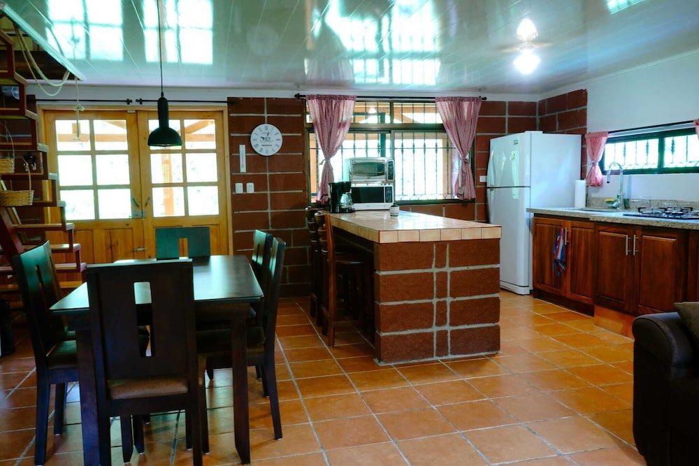 Hotel Los Sueños de Bajos del Toro