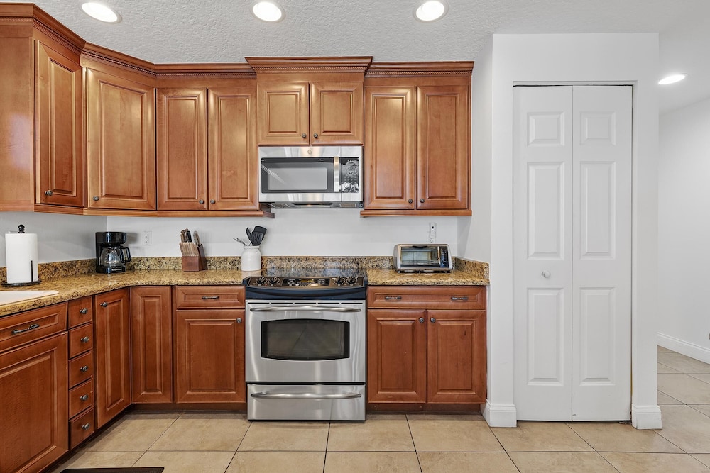 Atlantic Villas 302