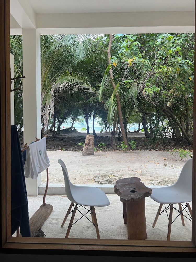 Dive and Sleep - All Inclusive Diving Guesthouse - 3 Dives per day
