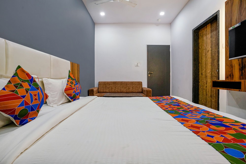 Fabhotel Prime Dumas