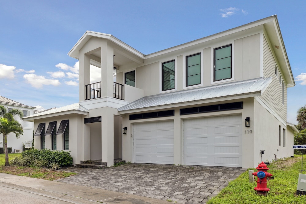 119 Ocean Estates Dr