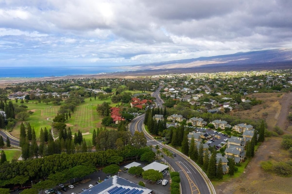 Big Island Waikoloa Hills 1203 2 Bedroom Condo
