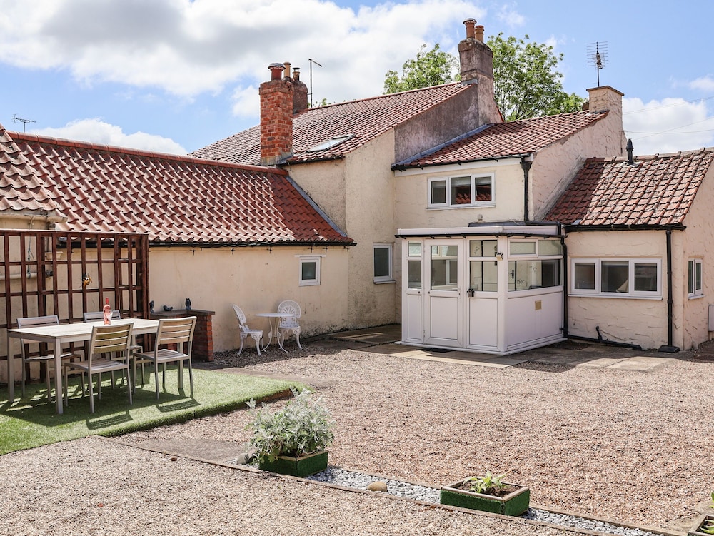 Driffield Vacations - Lena Cottage - Property Image 10
