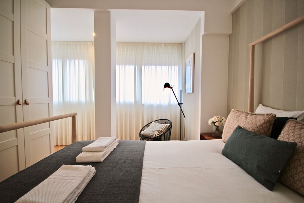 Akicity Amoreiras Amber view 5