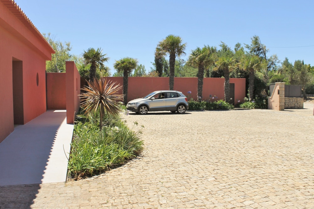 Mountain Guincho Villa by Lisbon-Coast