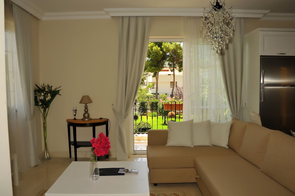 Kemer Residence - Image 15