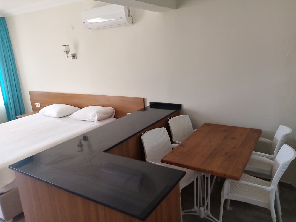 Mediterranean Apart Otel - Image 13