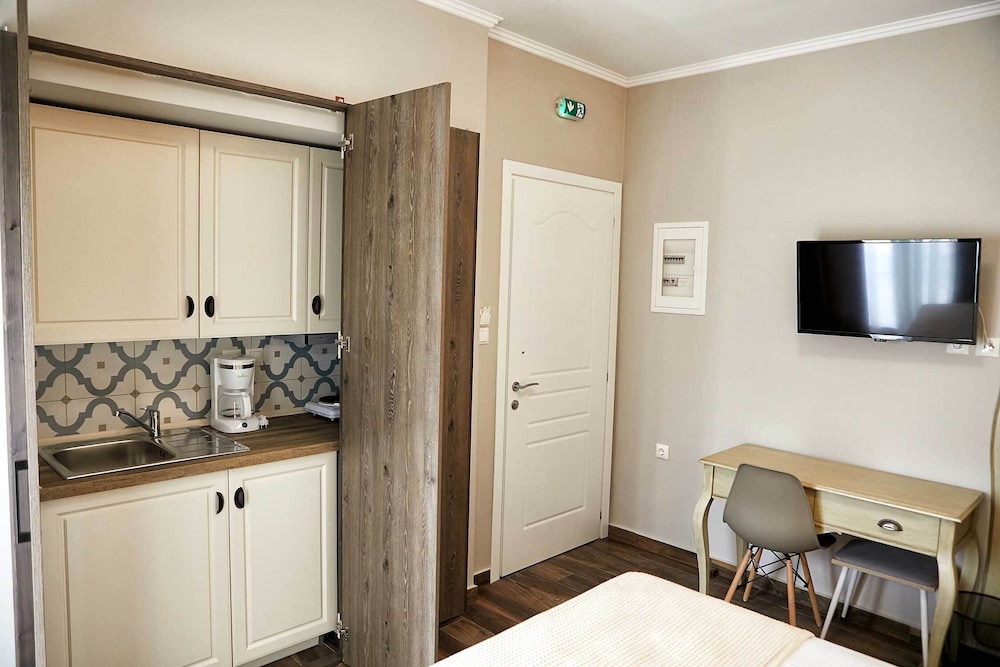 Romilia Guesthouse