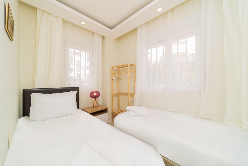 Excellent Flat Close to Kaleici in Muratpasa