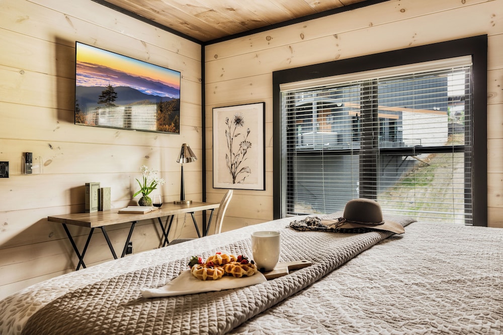 Star Gazer Luxury Rooftop Cabin