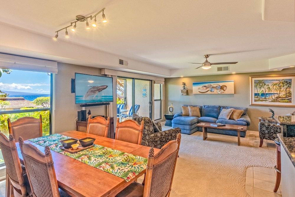 Ocean View Kaanapali Condo w 2 Lanais Loft AC Pool Walk to Beach