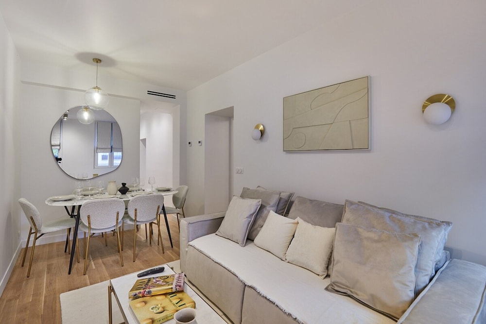 Superb Apartment in the Heart of Paris