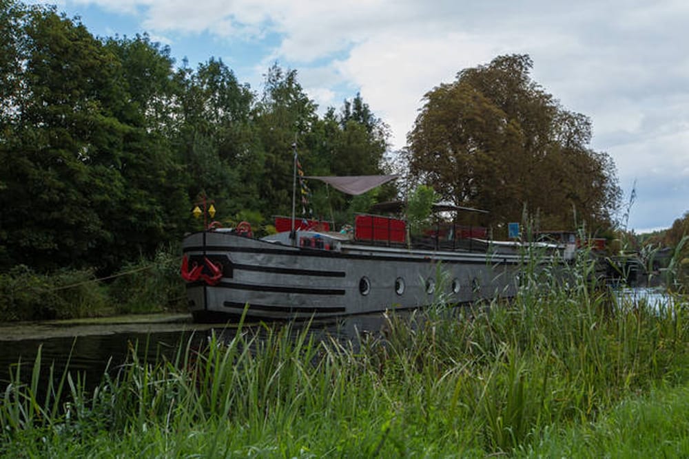 L'aparté Péniche Orphée