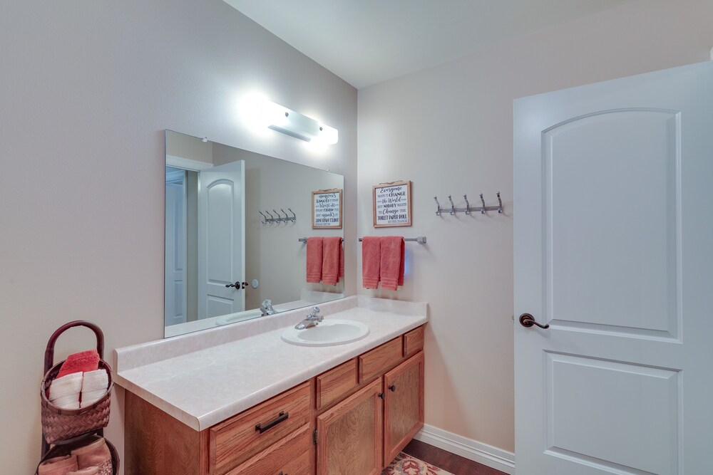 Dog-friendly Pagosa Springs Condo Near Hot Springs view 3