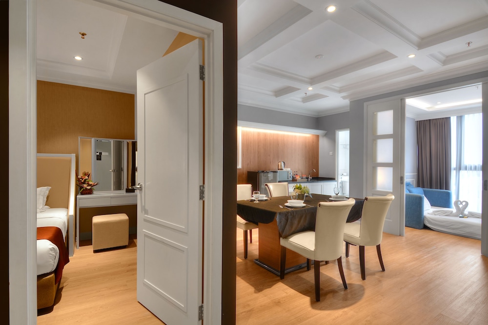 The Granite Luxury Hotel Penang 37