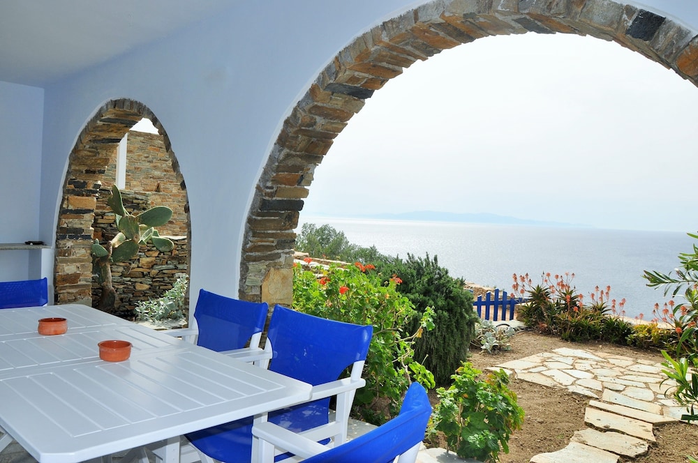 Stavros Bay