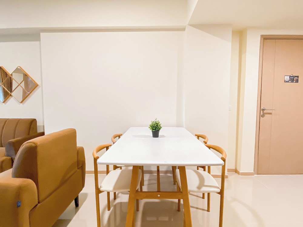 Simply And Homey 3Br At Apartment Meikarta