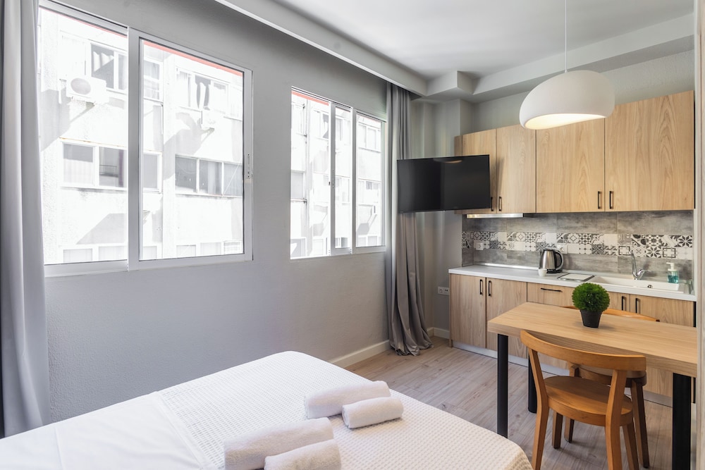 Noima Luxury Suites