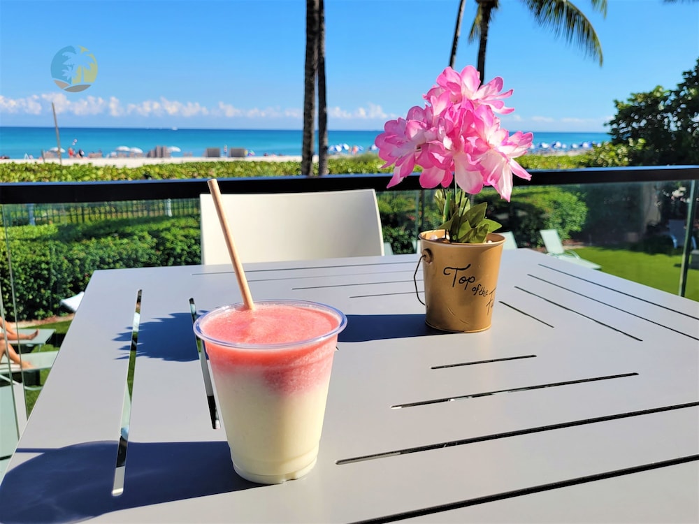 Presidential Royale Direct Oceanfront Brand NEW Apartment - 1001