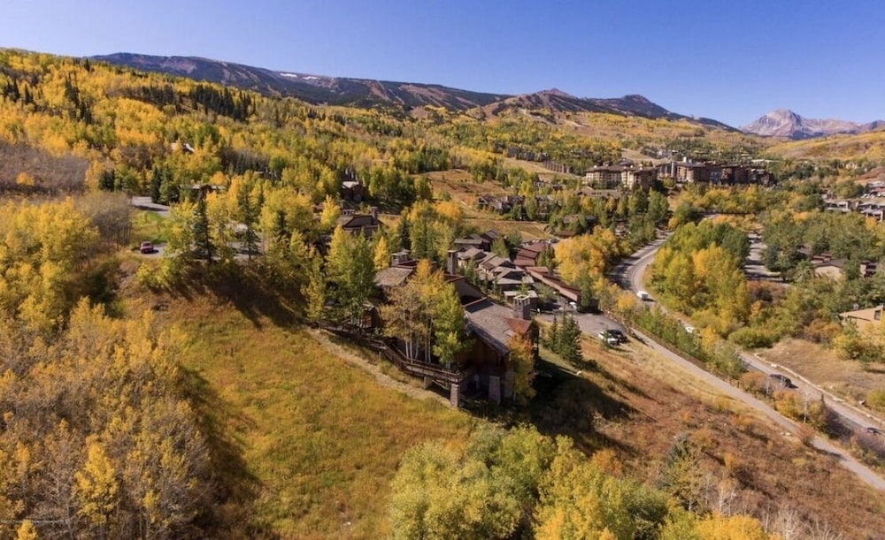Family Snowmass Getaway Minutes to Ski & Village - 229 #36 by RedAwning view 2