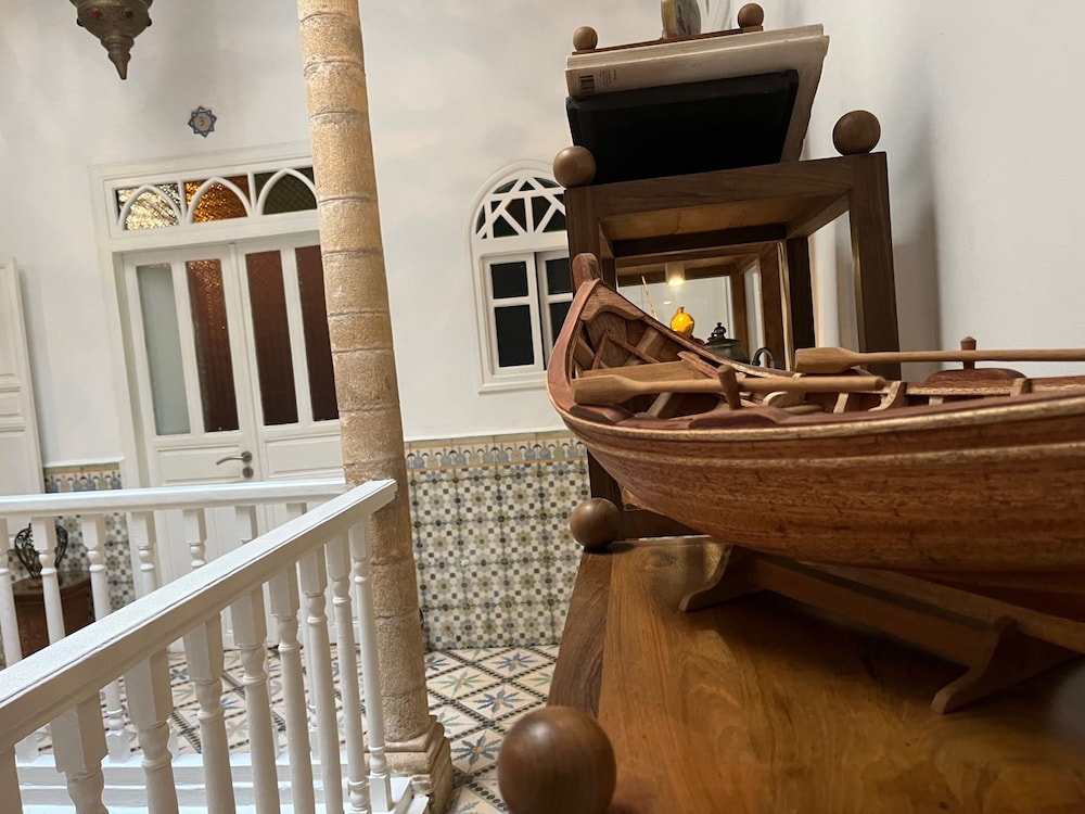 RIAD MALAÏKA