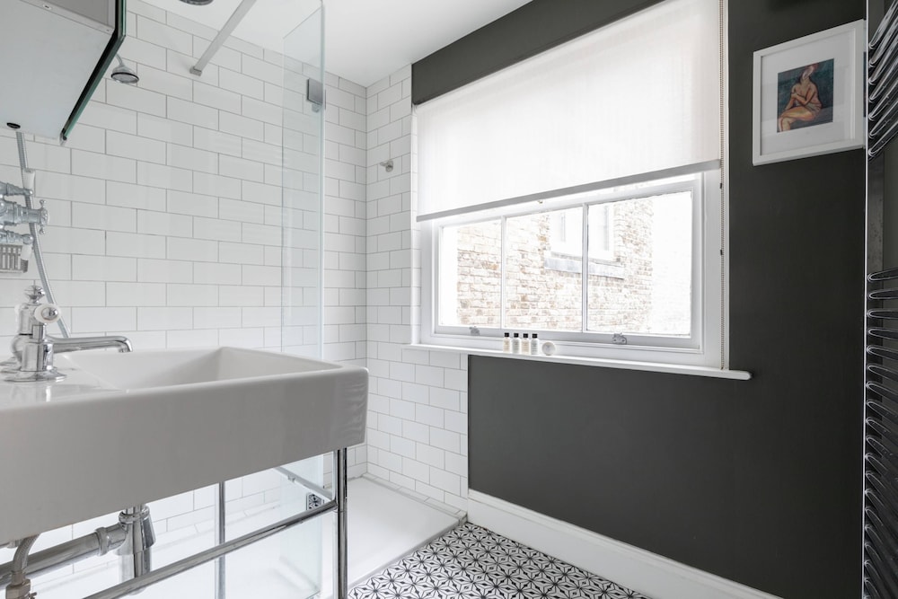 Park Crescent Mews East II by Onefinestay